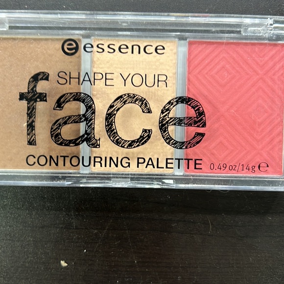 Essence - Picture 2 of 3